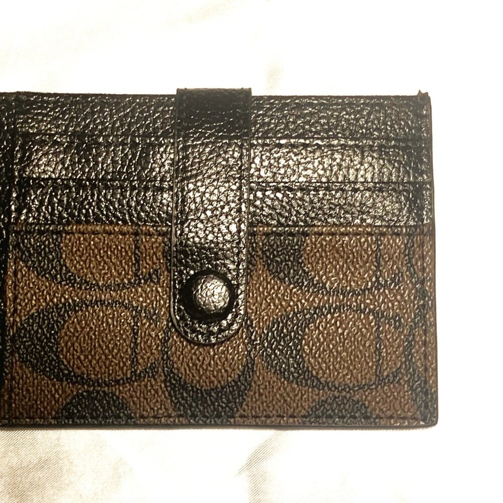 Fashion Designer Inspired Coach Wallet Card Holder - Picture 4 of 11